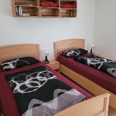 Lutzes Ferienhaus Knittelsheim Buitenkant foto