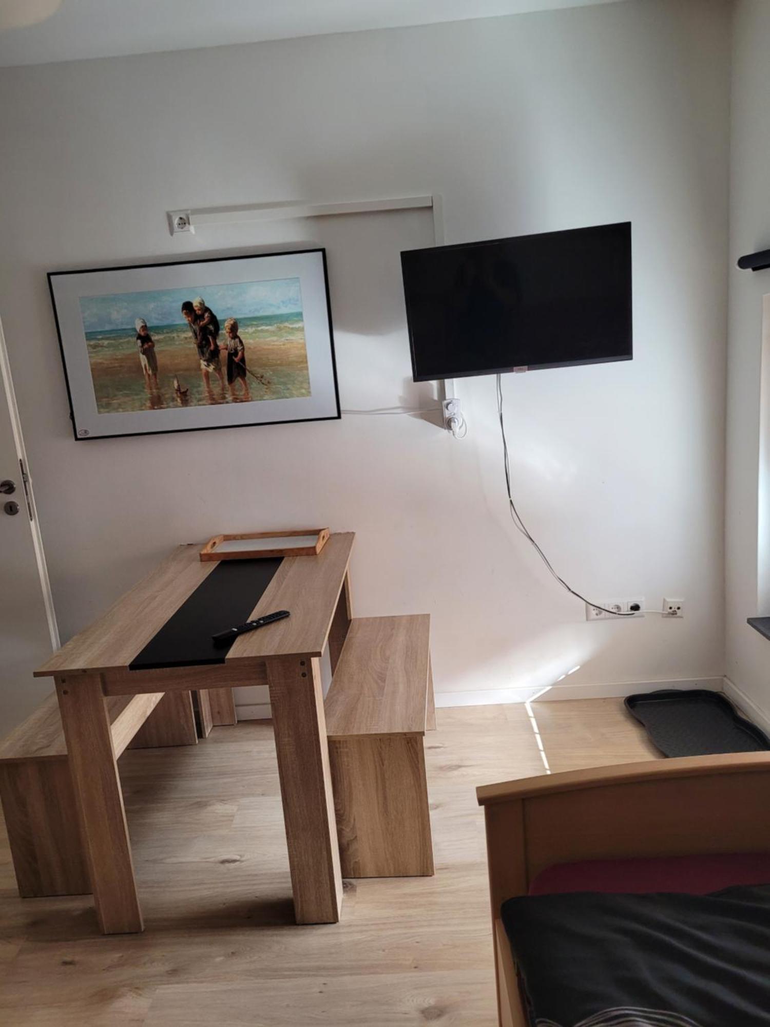 Lutzes Ferienhaus Knittelsheim Buitenkant foto